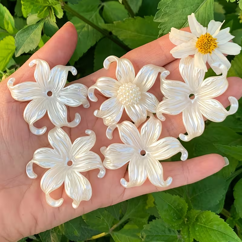 Statement Earrings Oversized - 20pcs White Big Iris Flower Beads